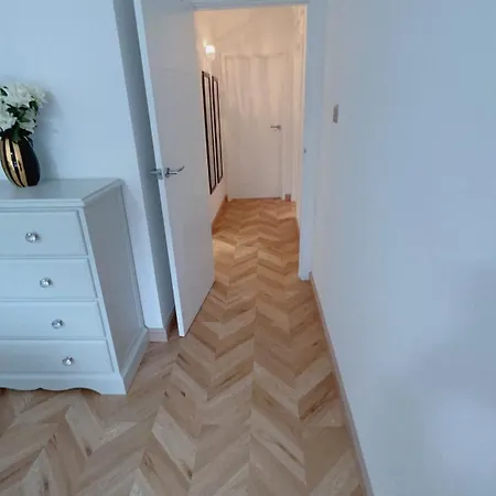 Luxury Apartment In Bournemouth-3